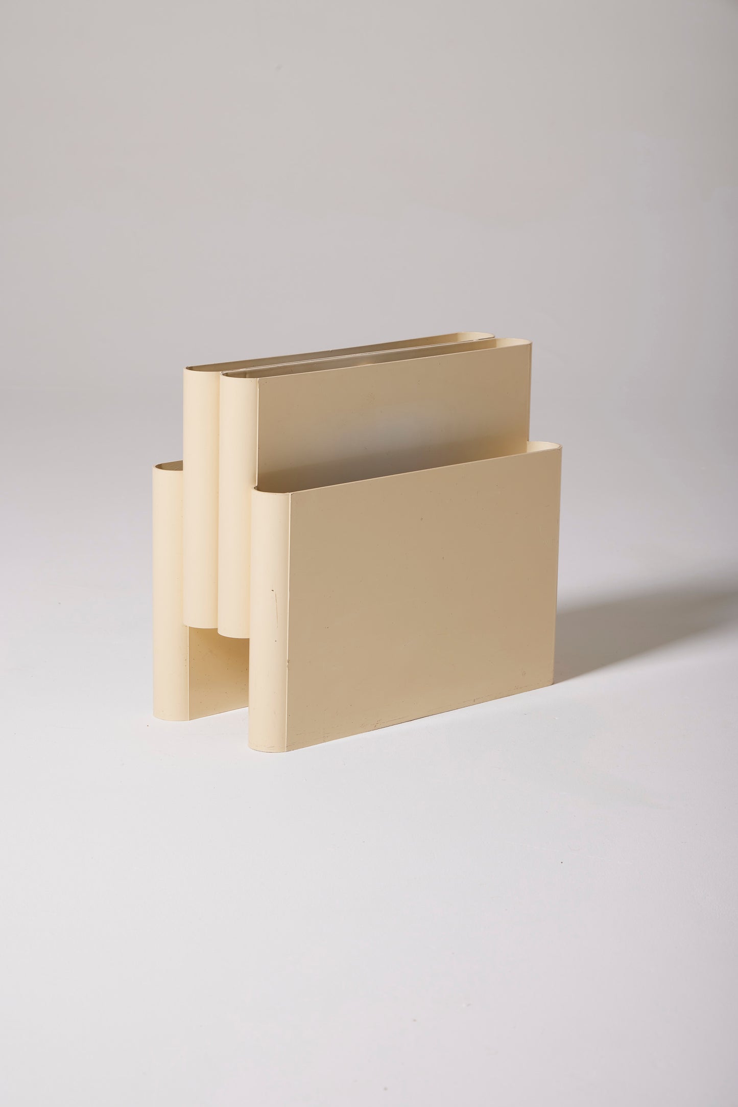 GIOTTO STOPPINO MAGAZINE RACK, 1990s