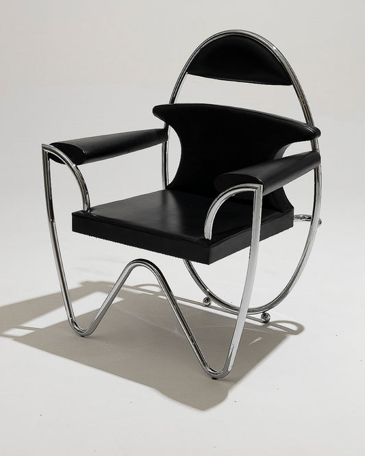 ITALIAN BLACK LEATHER ARMCHAIR, 1980s