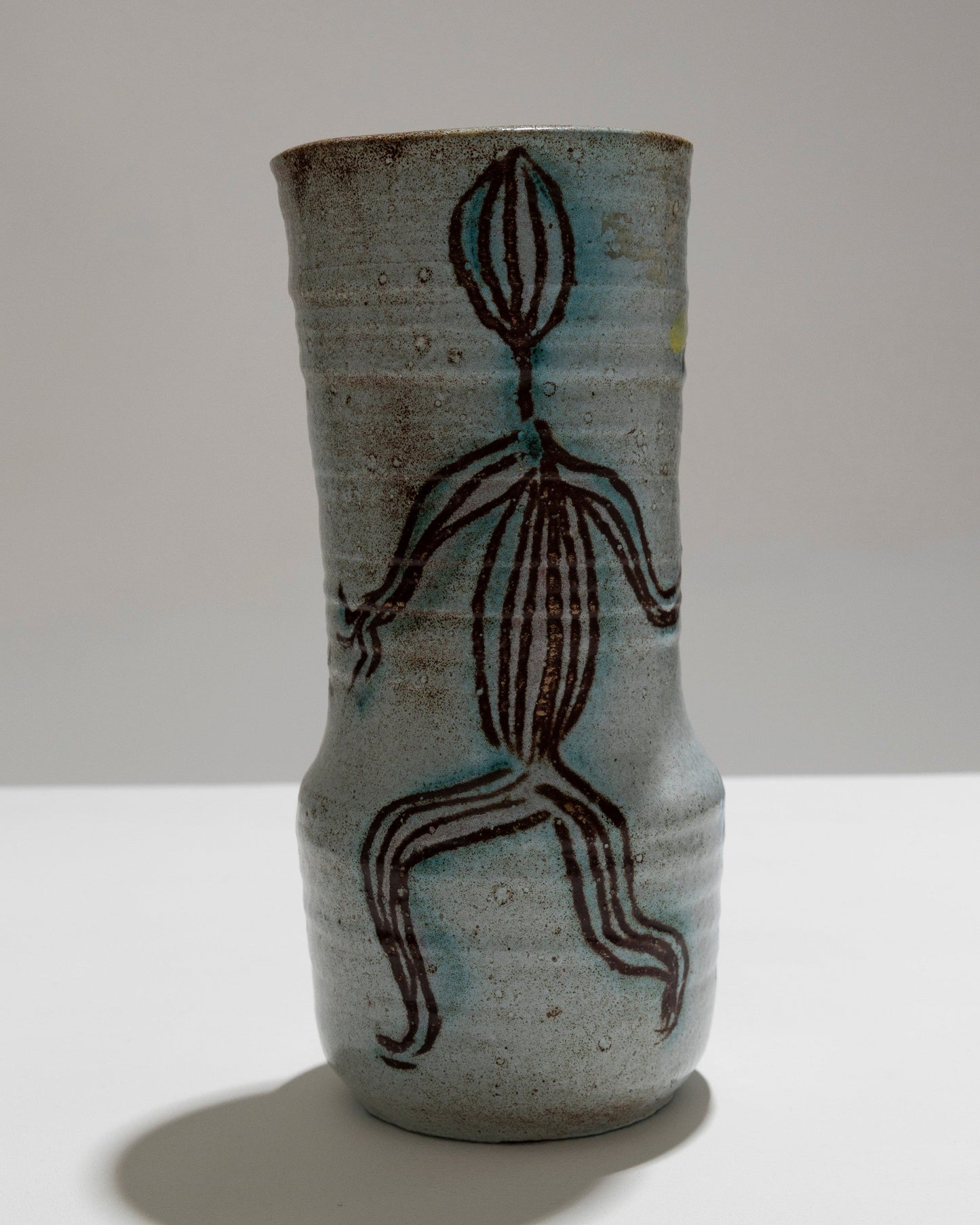 VASE EN FAÏENCE "AUX DEUX PERSONNAGES", ACCOLAY, 1950s