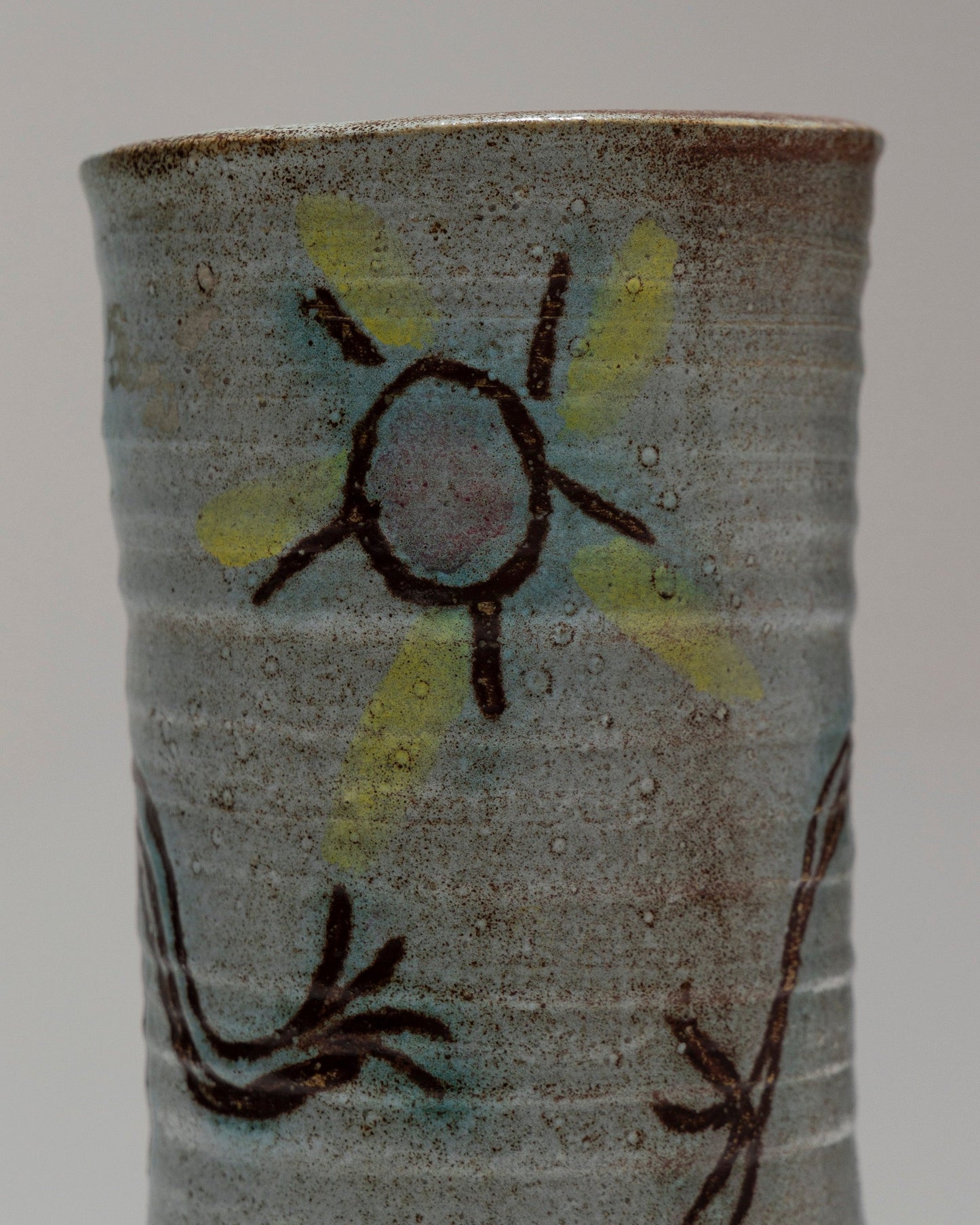 VASE EN FAÏENCE "AUX DEUX PERSONNAGES", ACCOLAY, 1950s