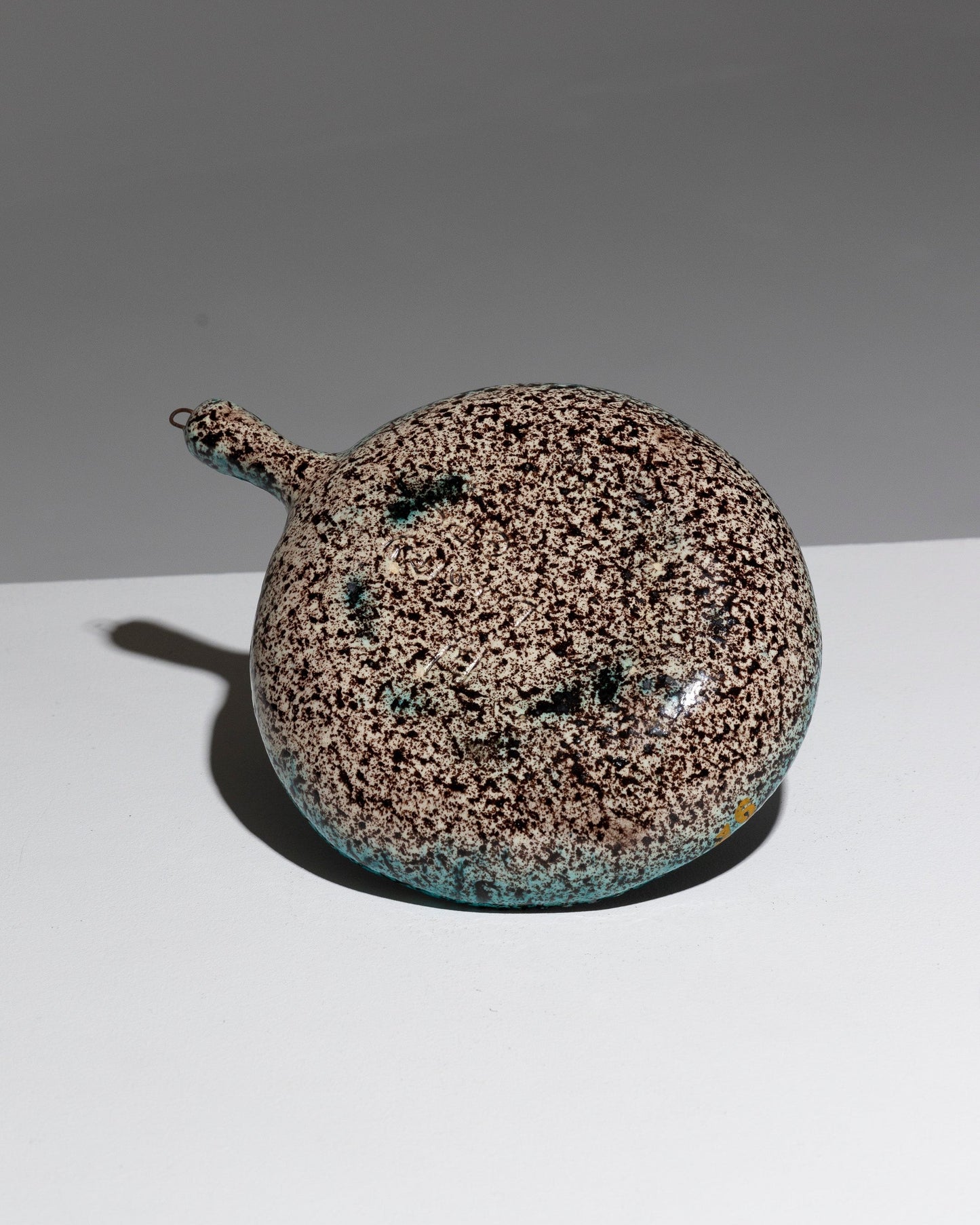 SPECKLED EARTHENWARE PAN, ACCOLAY, 1960s 