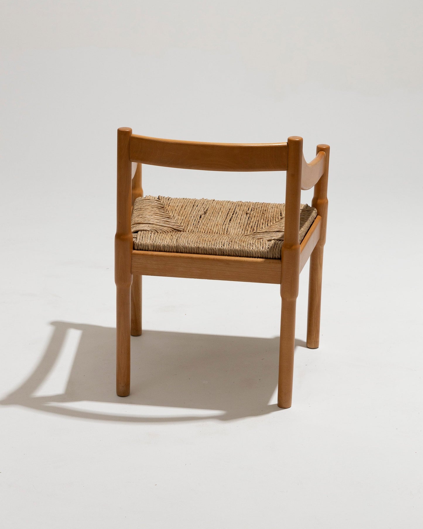 PAIRE DE CHAISES EN PAILLE ET BOIS, VICO MAGISTRETTI, CASSINA, 1960s