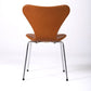Chaise en cuir Arne Jacobsen