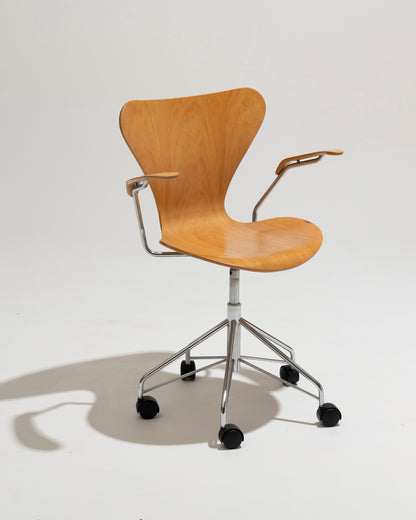 3217 DREHBÜROSTUHL, ARNE JACOBSEN, 1960er Jahre 