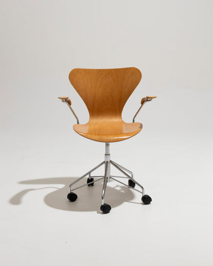 3217 DREHBÜROSTUHL, ARNE JACOBSEN, 1960er Jahre 