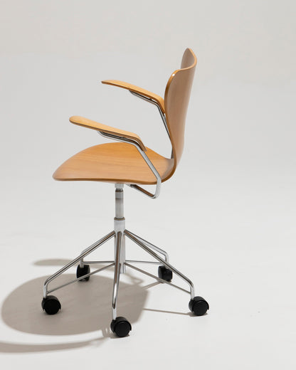 3217 DREHBÜROSTUHL, ARNE JACOBSEN, 1960er Jahre 