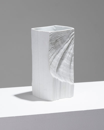 TEXTURED PORCELAIN VASE, MARTIN FREYER, 1980s