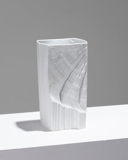 TEXTURED PORCELAIN VASE, MARTIN FREYER, 1980s