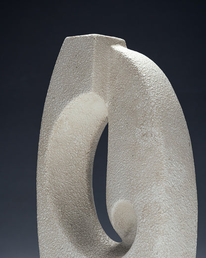 VASE EN FAÏENCE MOULÉE, ROBERTO RIGON, 1960s