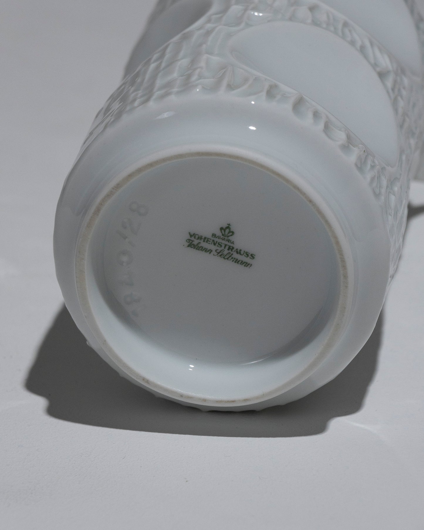 PICHET À DÉCOR EN PORCELAINE, 1930s