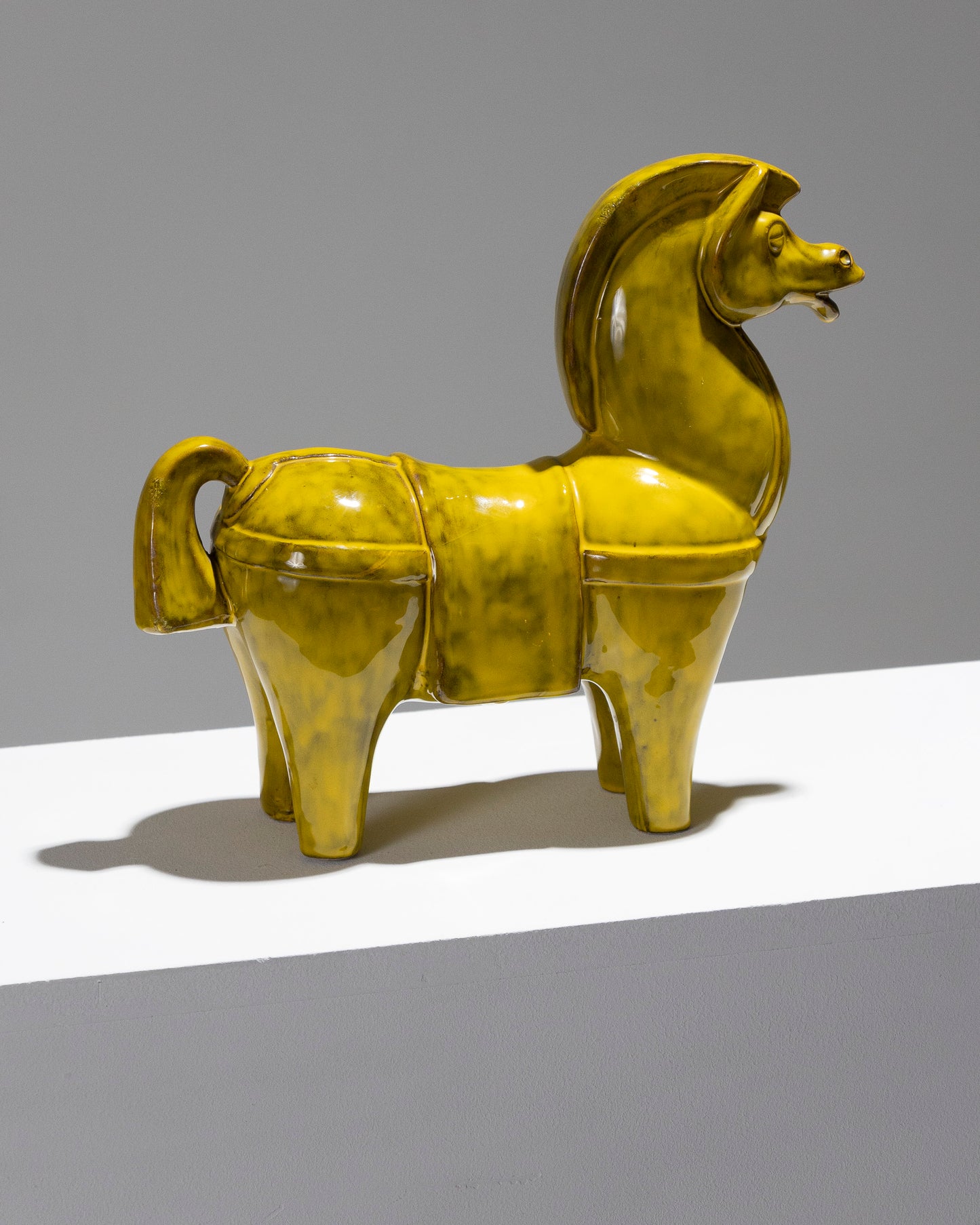 CHEVAL HAN EN CÉRAMIQUE JAUNE, ALDO LONGI, 1960s