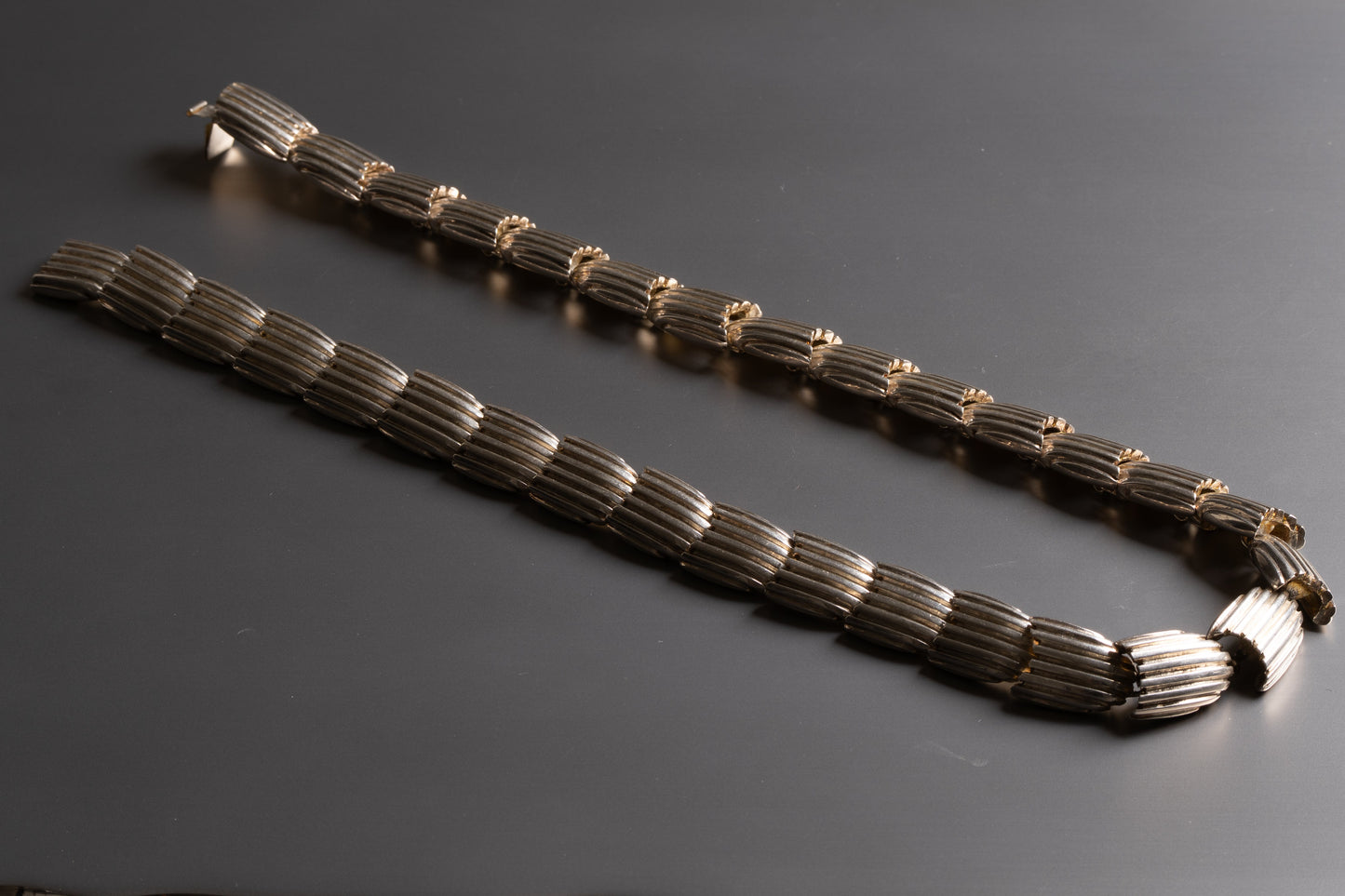 COLLIER EN MÉTAL ARGENTÉ, CLAUDE MONTANA, 1980s