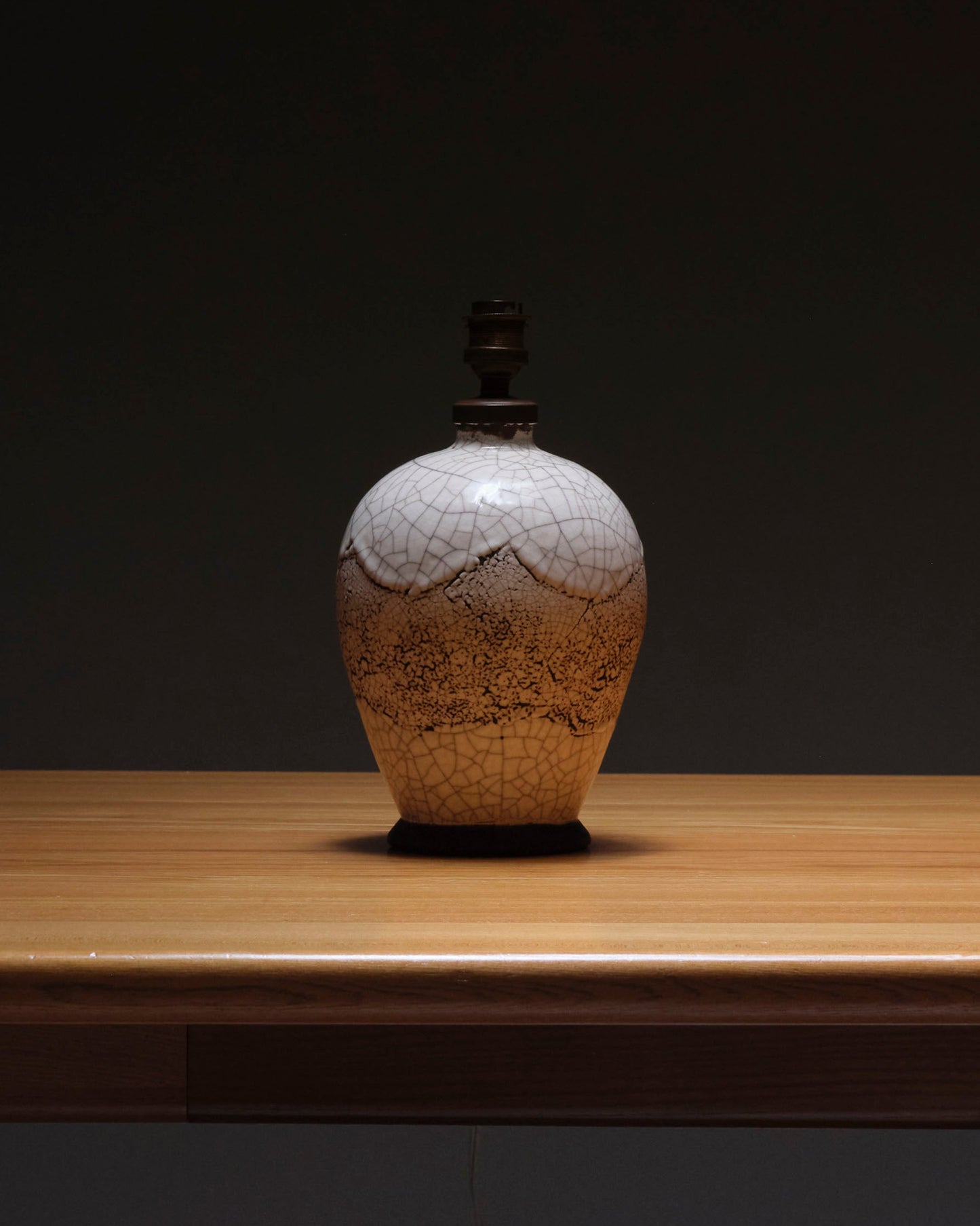 PIED DE LAMPE EN CÉRAMIQUE CRAQUELÉE, 1960s