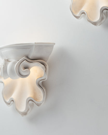 PAIRE D'APPLIQUES COQUILLAGE EN PLÂTRE, 1940s