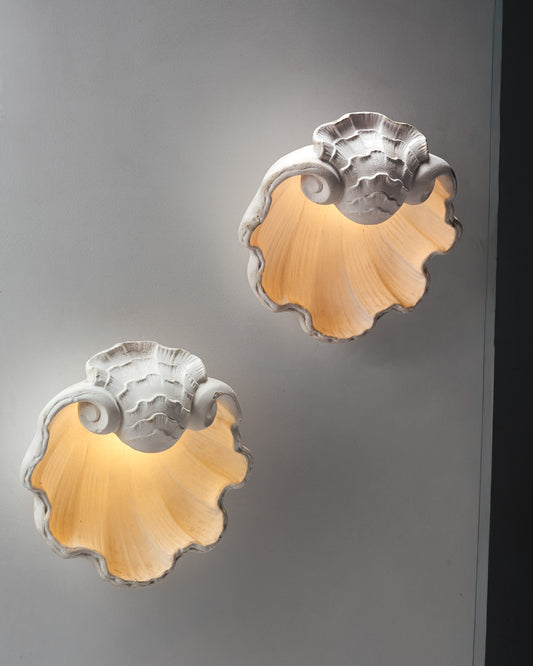 PAIR OF SHELL SCONCE IN THE STYLE OF SERGE ROCHE, 1930s
