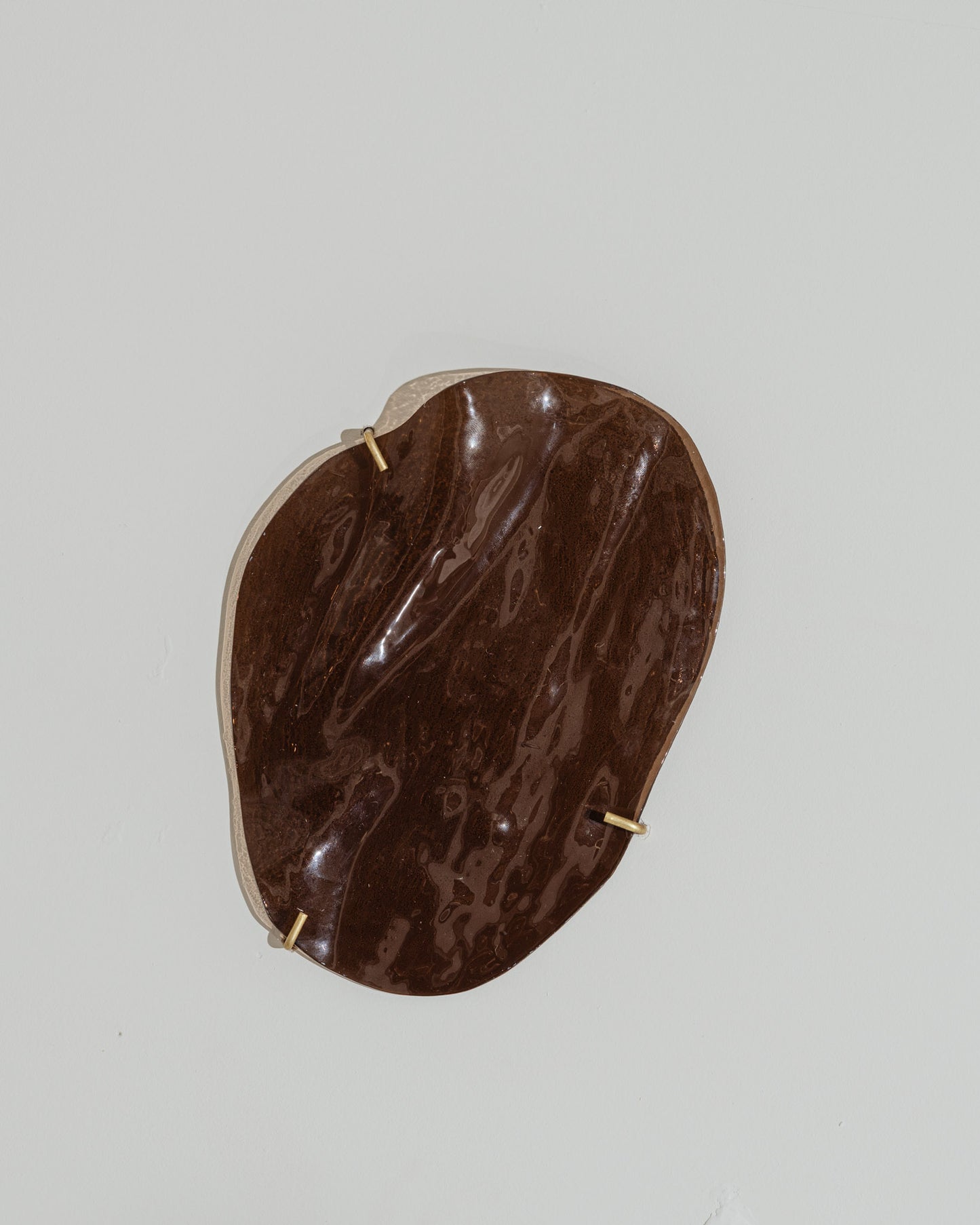 Lagune glass wall installation