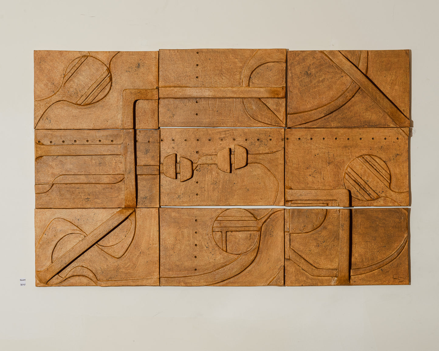 Cordoba wall installation in ceramic