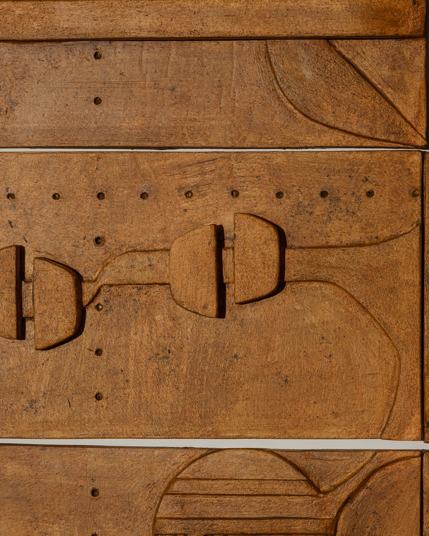 Cordoba wall installation in ceramic