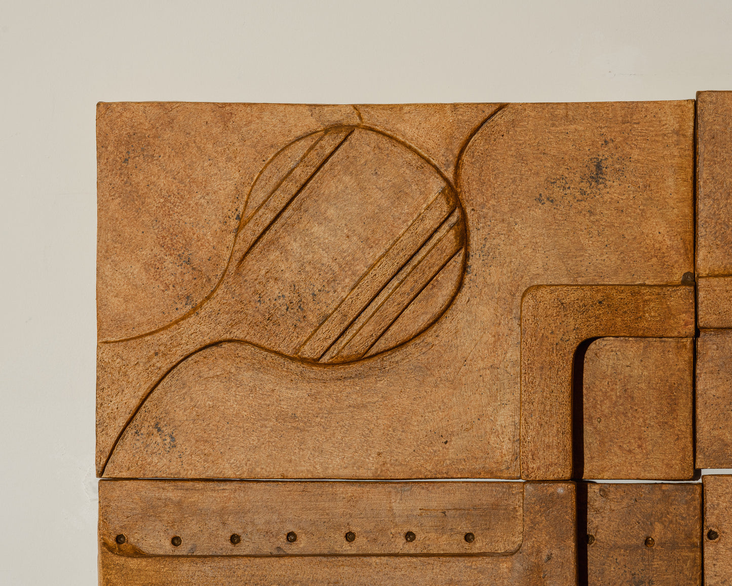 Cordoba wall installation in ceramic