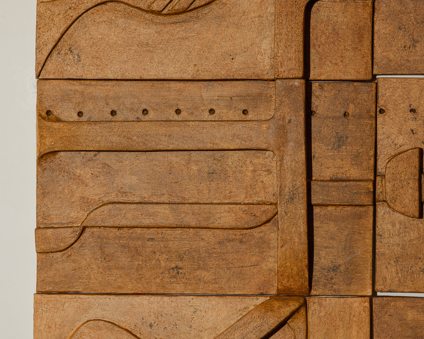 Cordoba wall installation in ceramic