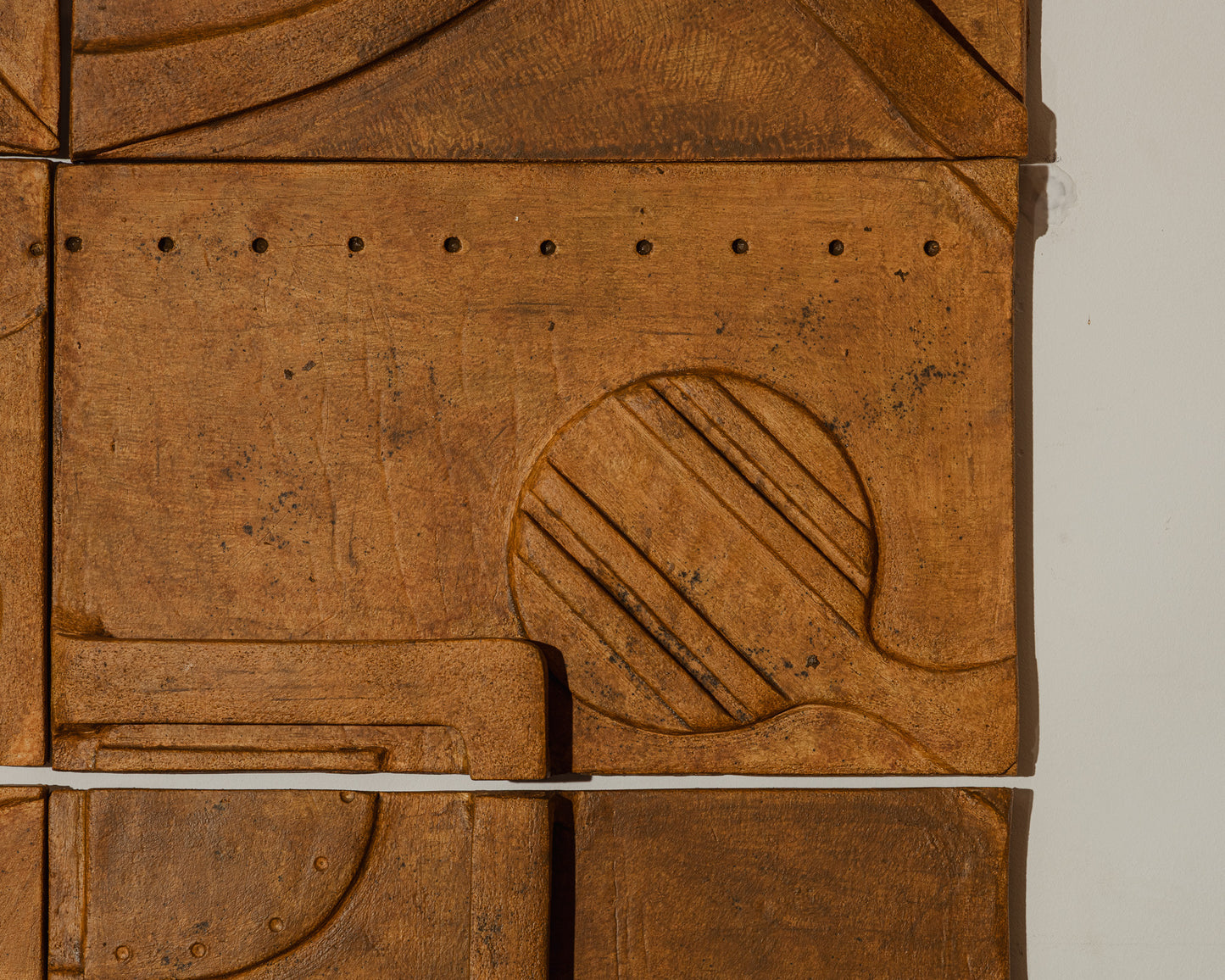 Cordoba wall installation in ceramic