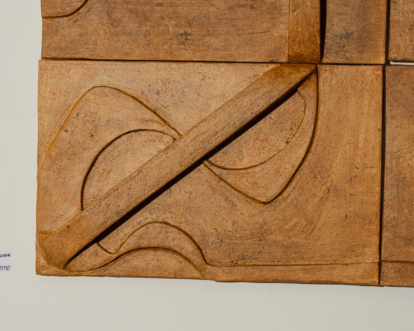 Cordoba wall installation in ceramic