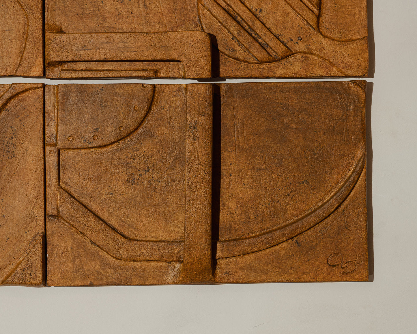 Cordoba wall installation in ceramic