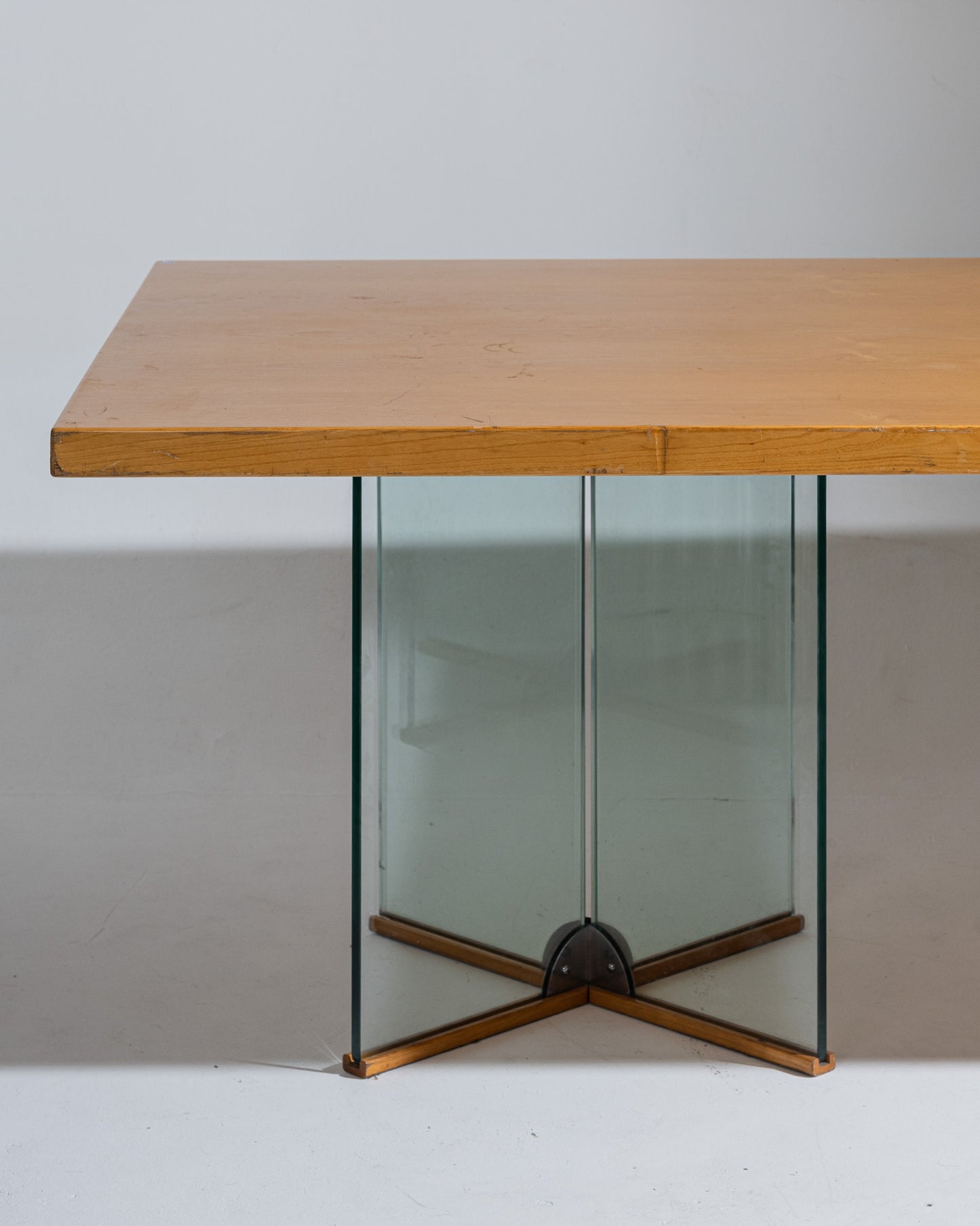 WOOD AND GLASS DINING TABLE