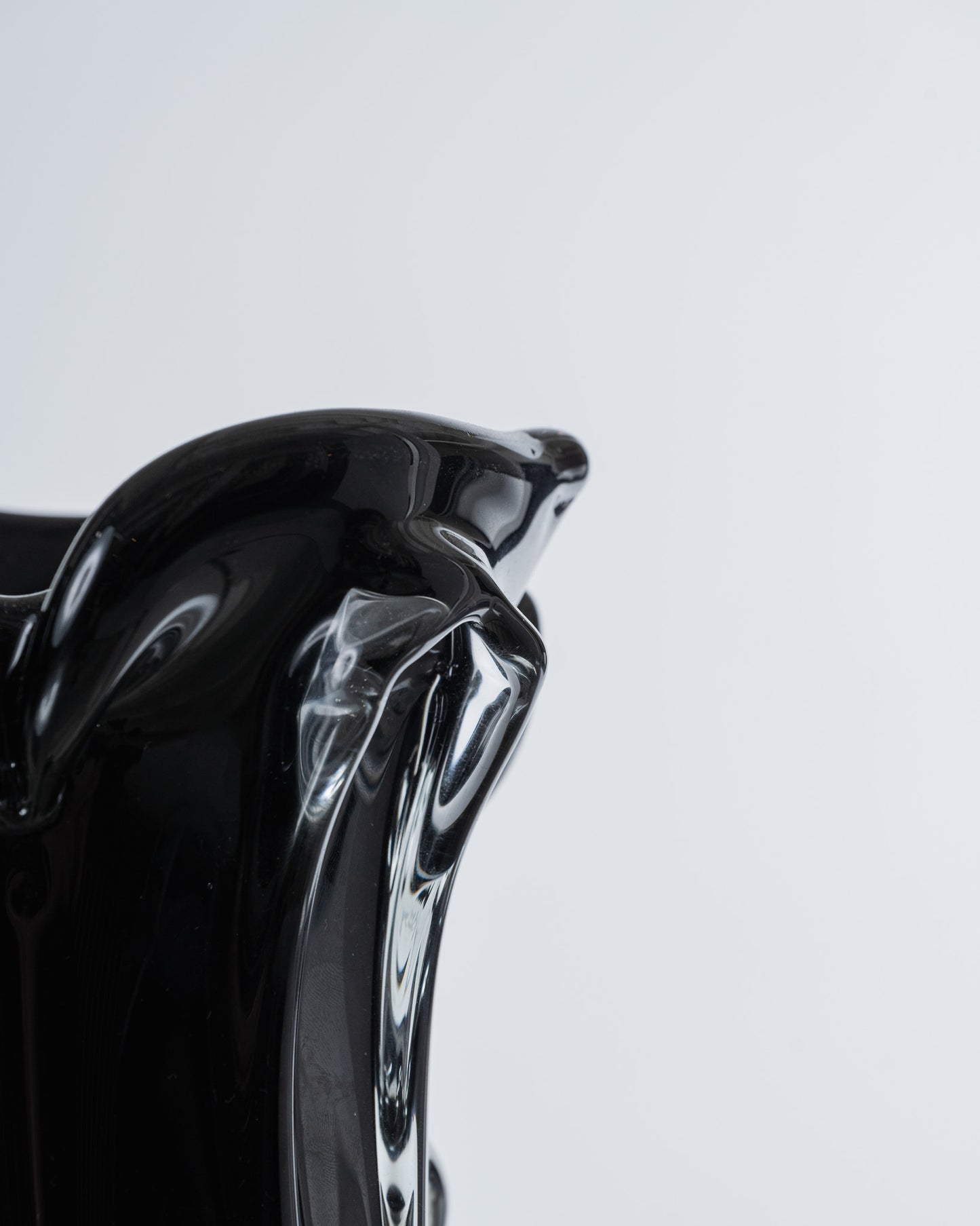 VASE EN VERRE DRAPÉ