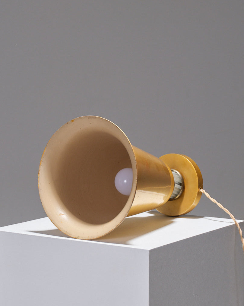 Art Deco lamp in gold metal, 1930s