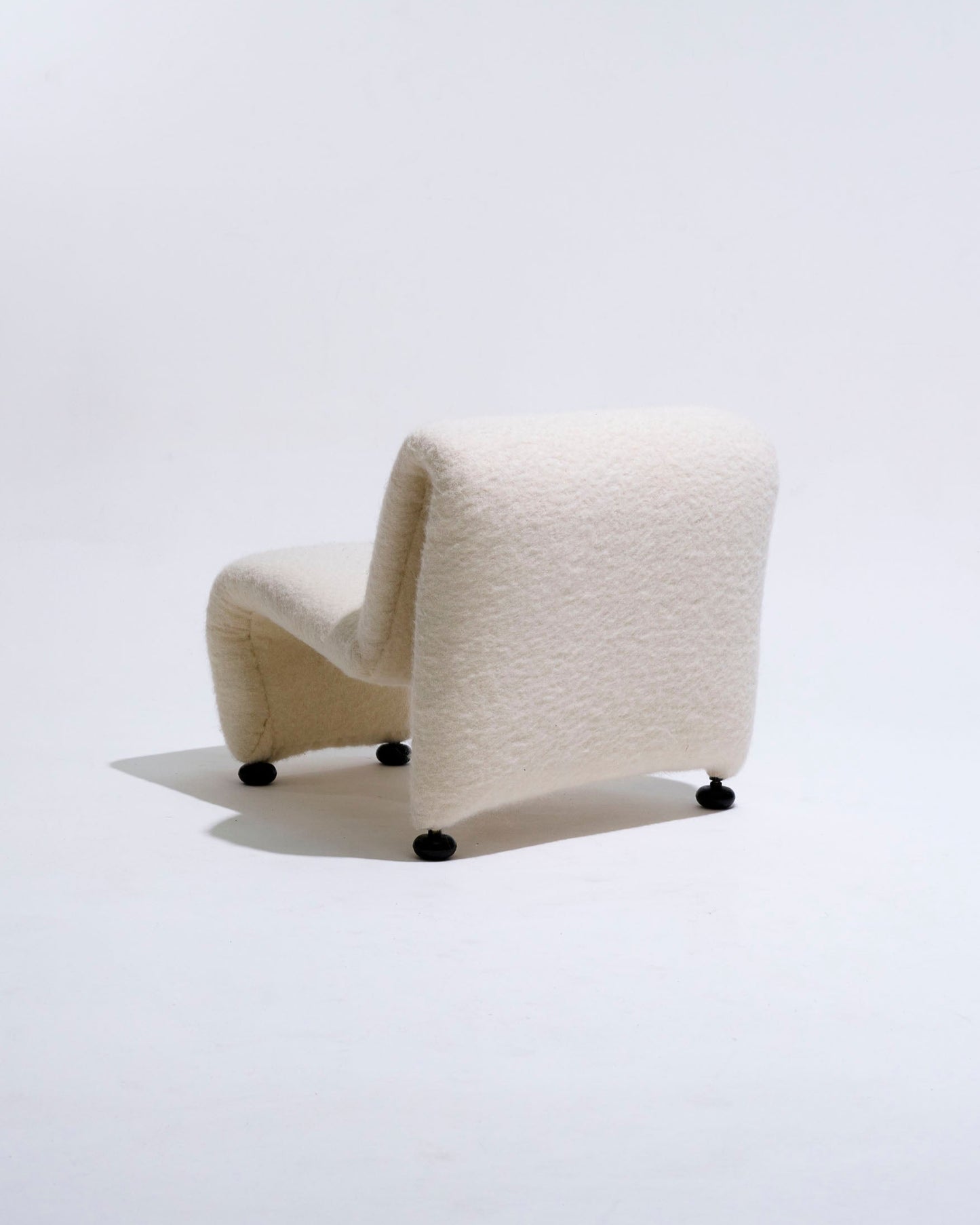 CHAUFFEUSE EN TISSU LAINEUX, ETIENNE FERMIGIER, 1970s