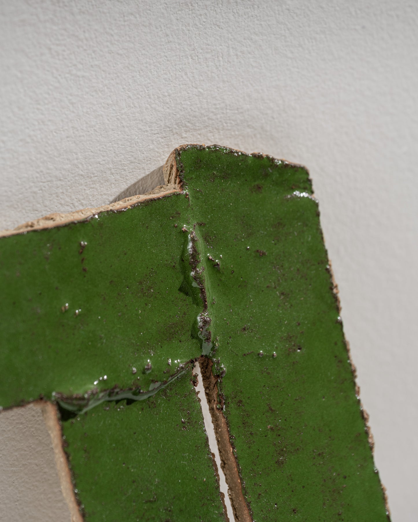 SCULPTURE EN CÉRAMIQUE VERTE