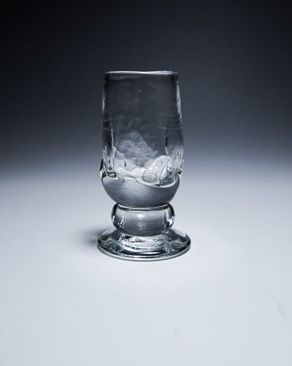 GOBELET À PIED DE FORME LIBRE