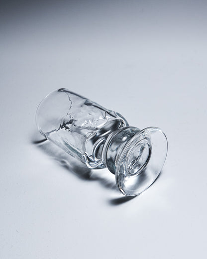 GOBELET À PIED DE FORME LIBRE