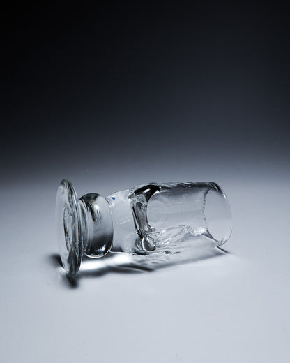 GOBELET À PIED DE FORME LIBRE