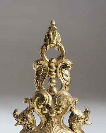 PAIRE DE CHENETS EN BRONZE ROCAILLE, 1920s