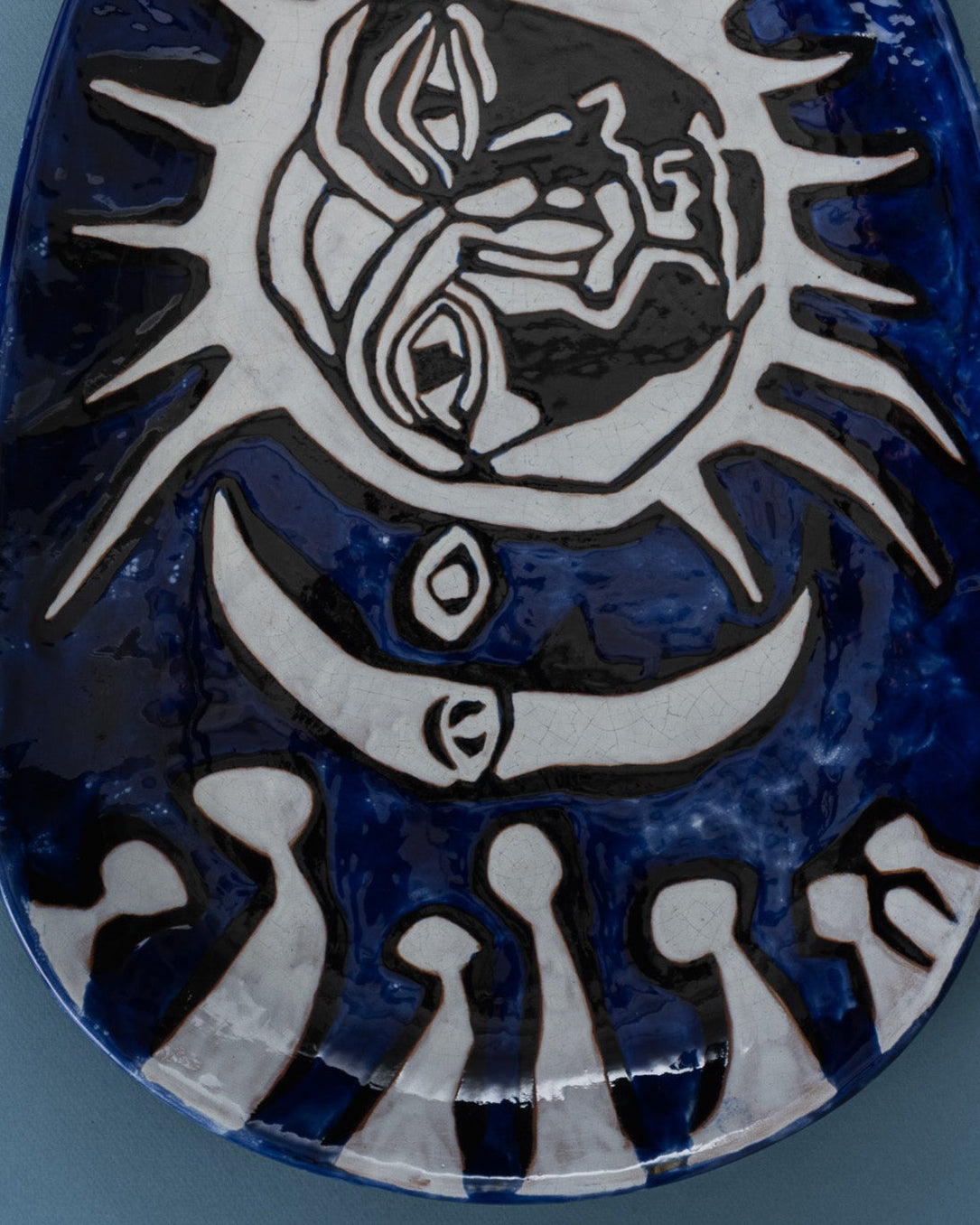 PLAT EN CÉRAMIQUE, JEAN LURÇAT, 1950s