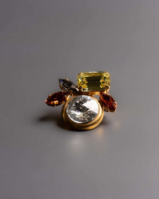 BROCHE EN MÉTAL DORÉ