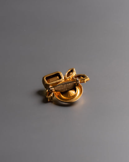 BROCHE EN MÉTAL DORÉ