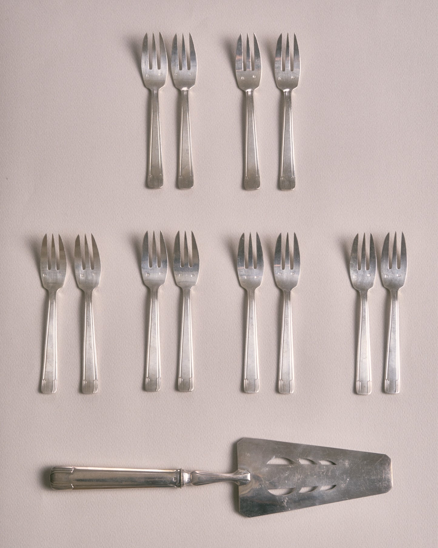 SILVER METAL DESSERT SERVICE, HENRI CARRAUD