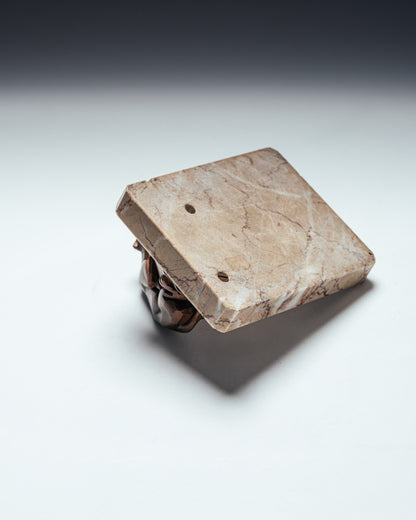 CENDRIER ART DÉCO EN MARBRE ET RÉGULE, 1930s