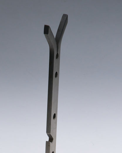 PAIRE DE CHENETS MODERNISTES EN ACIER BROSSÉ, 1970s