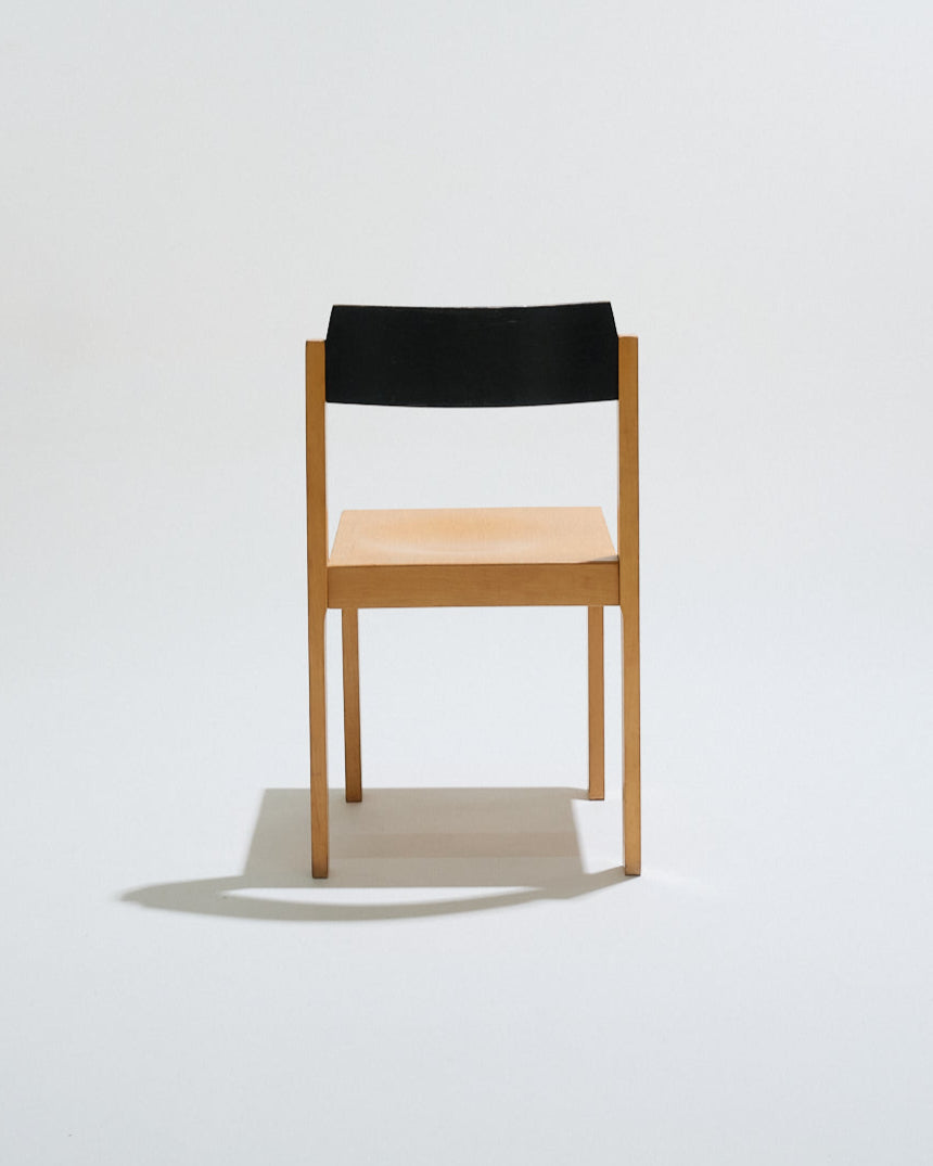 SET DE 4 CHAISES EMPILABLES EN BOIS, 1950s