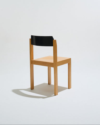 SET DE 6 CHAISES EMPILABLES EN BOIS, 1950s