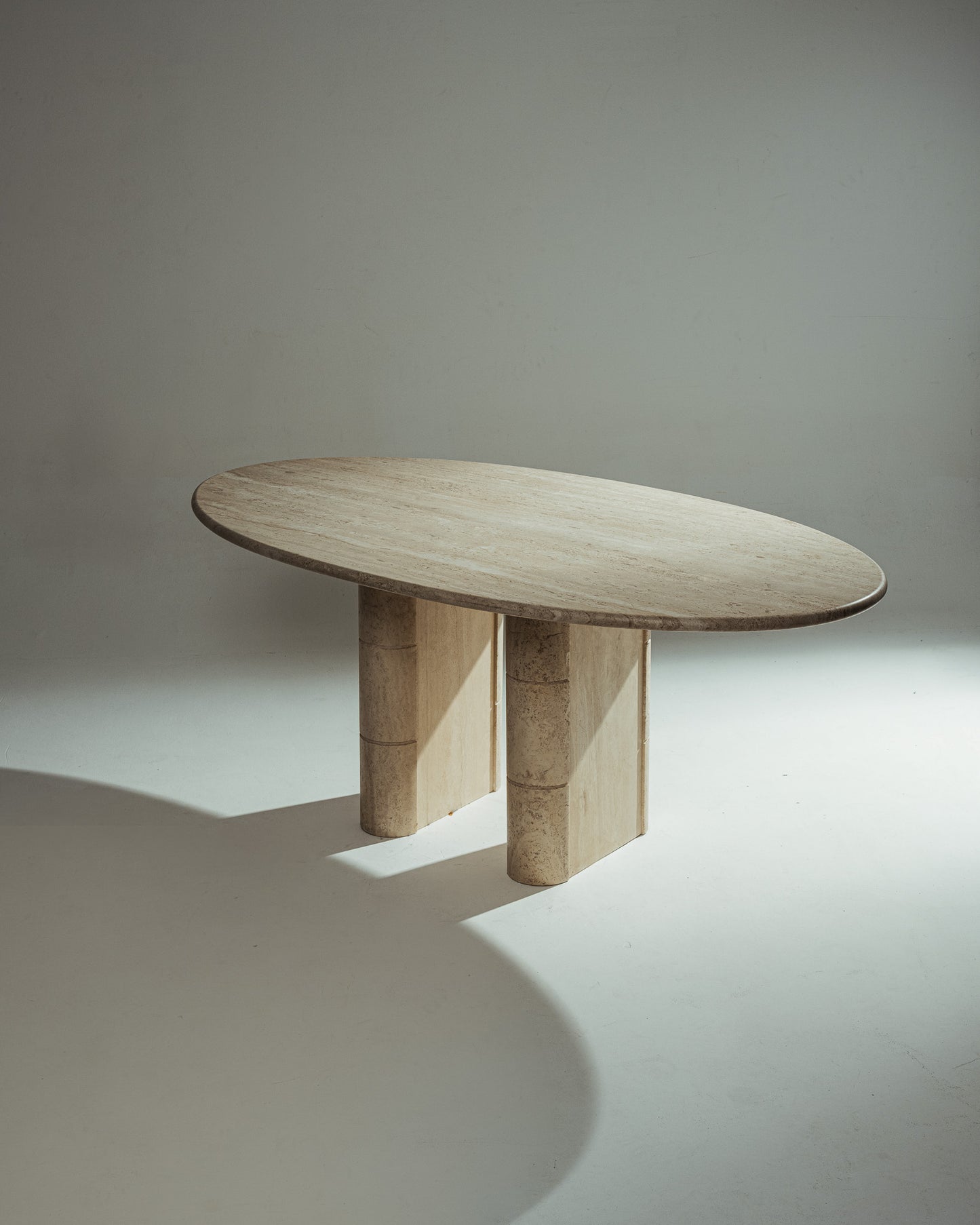 OVAL TRAVERTINE DINING TABLE, ROCHE-BOBOIS, 1970s 