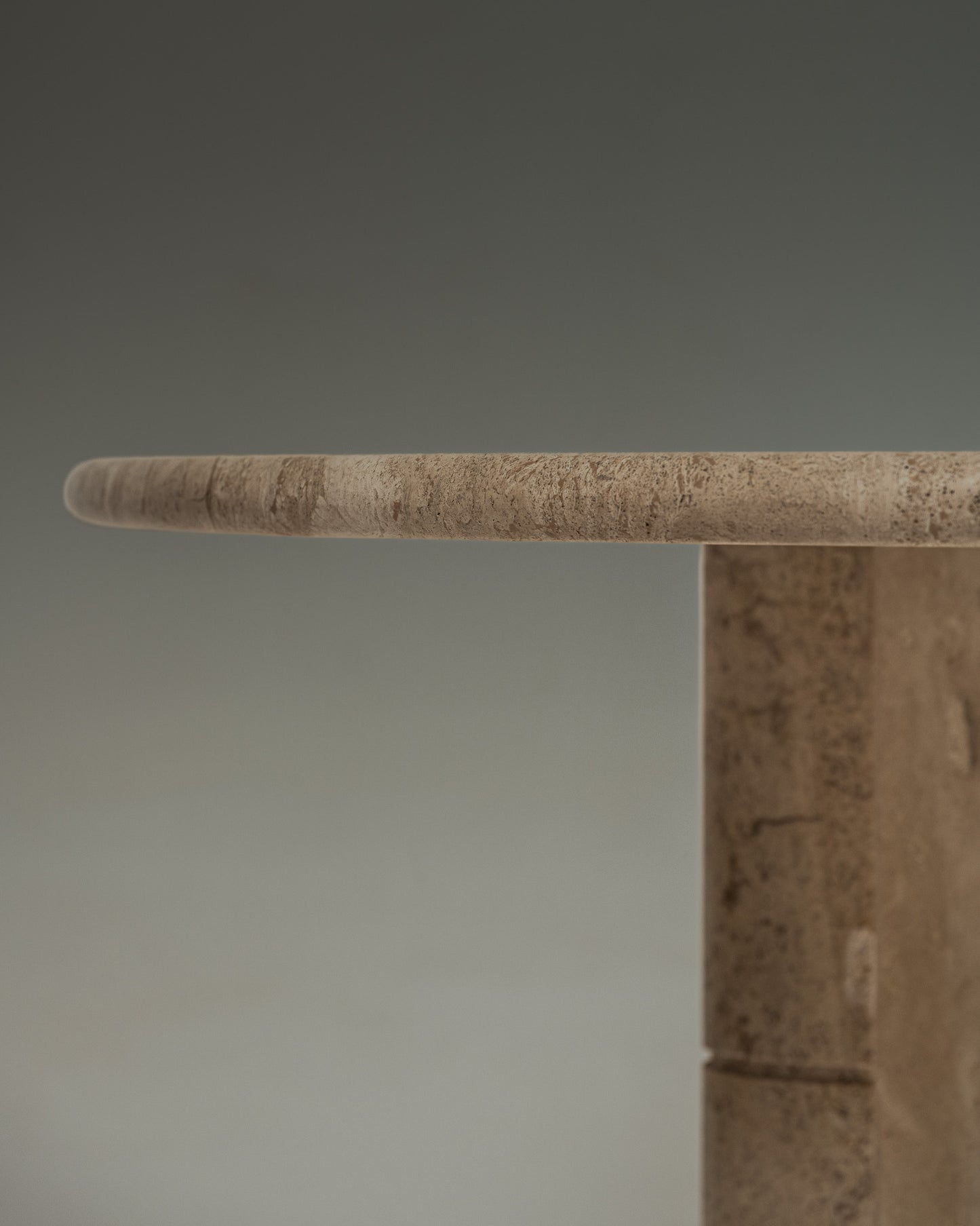 OVAL TRAVERTINE DINING TABLE, ROCHE-BOBOIS, 1970s 