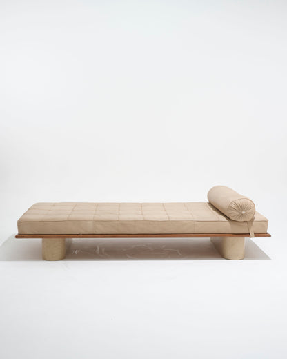 DAYBED EN CUIR BEIGE ET TRAVERTIN, 1980s