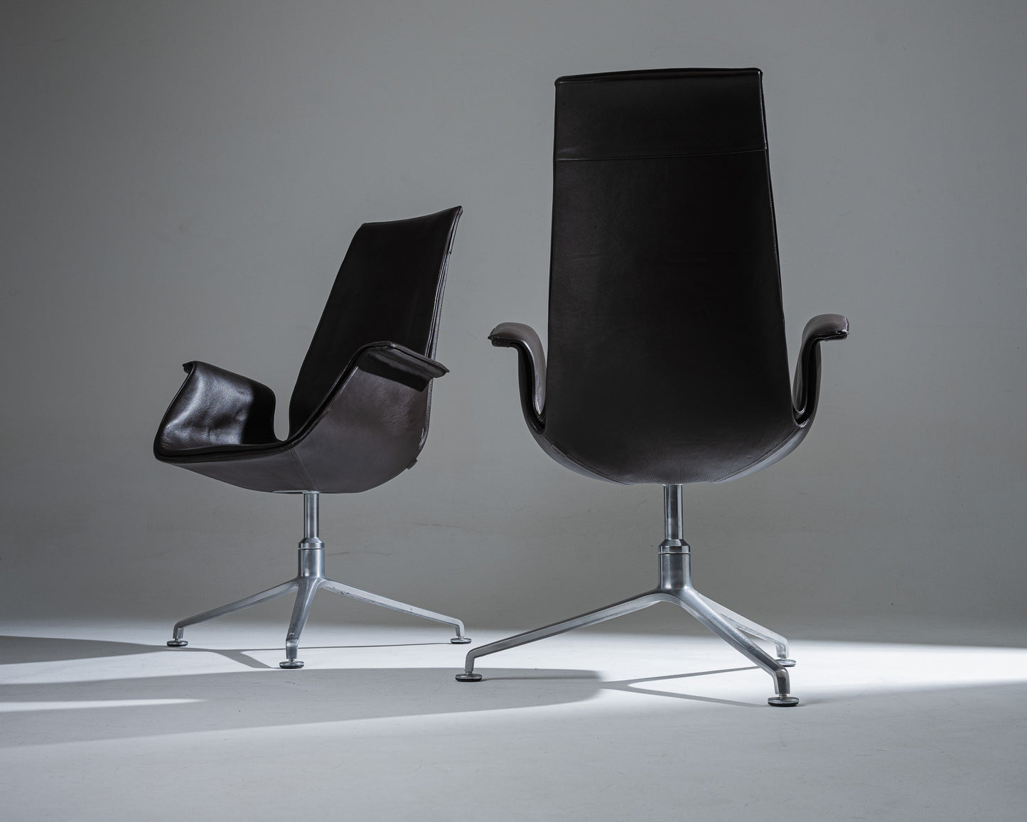 PAIRE DE FAUTEUILS FK 6725, FABRICIUS & KASTHOLMON, 1960s