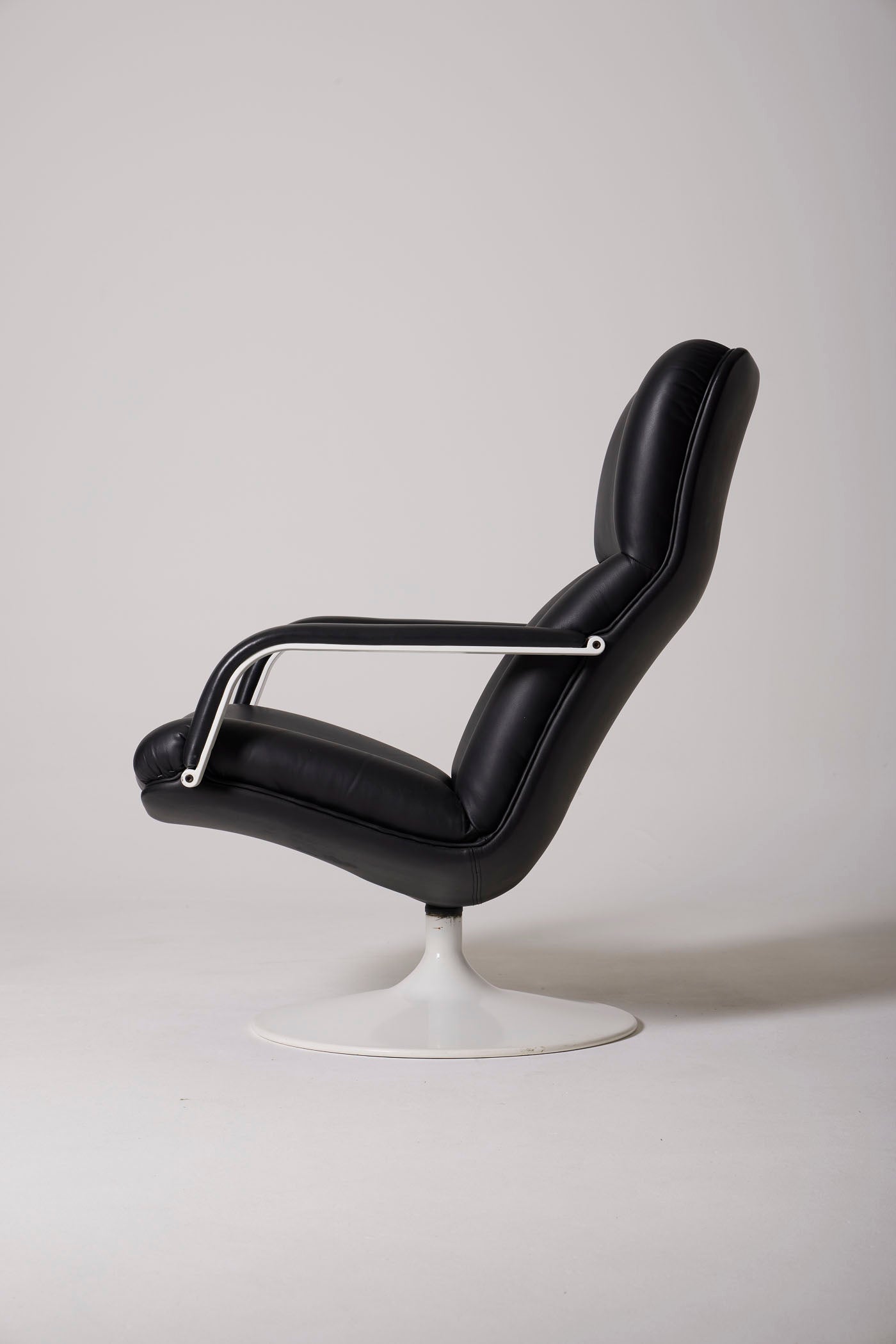 GEOFFREY HARCOURT ARMCHAIR, 1960s 