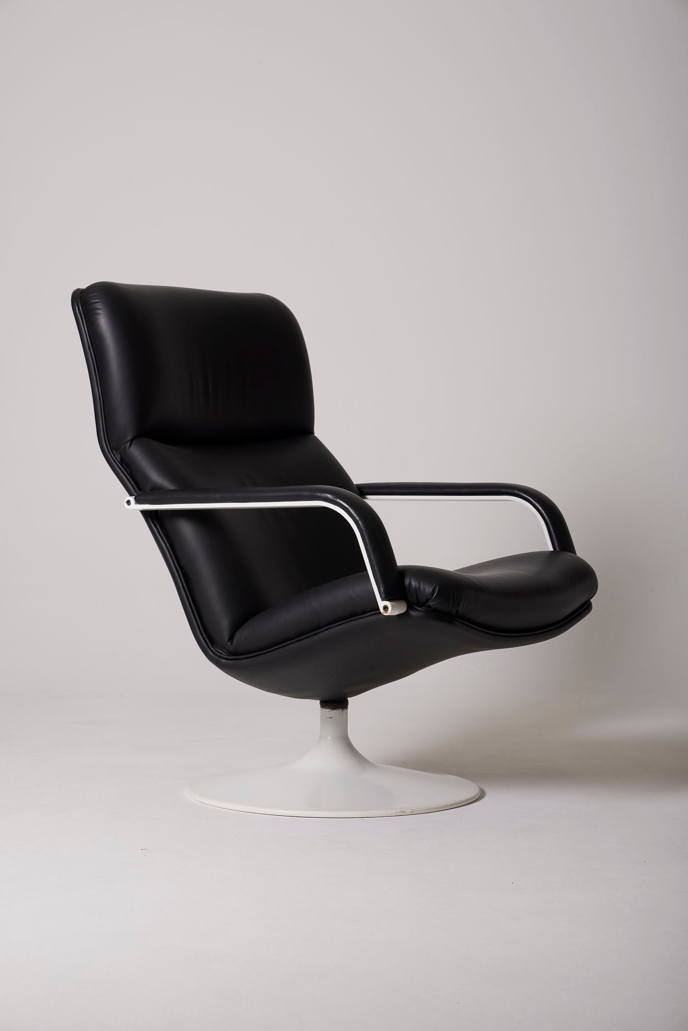 GEOFFREY HARCOURT ARMCHAIR, 1960s 